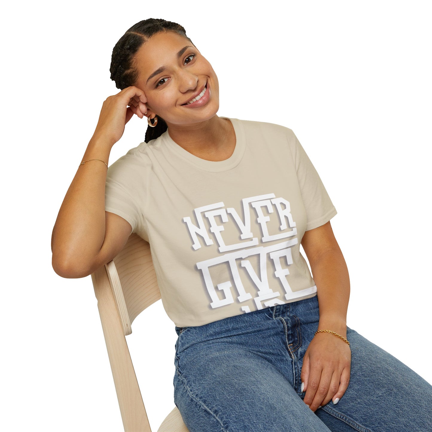 "Never Give Up" Unisex T-Shirt – W